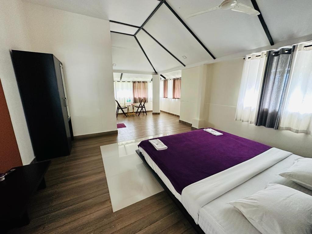 Western Ghats 3*